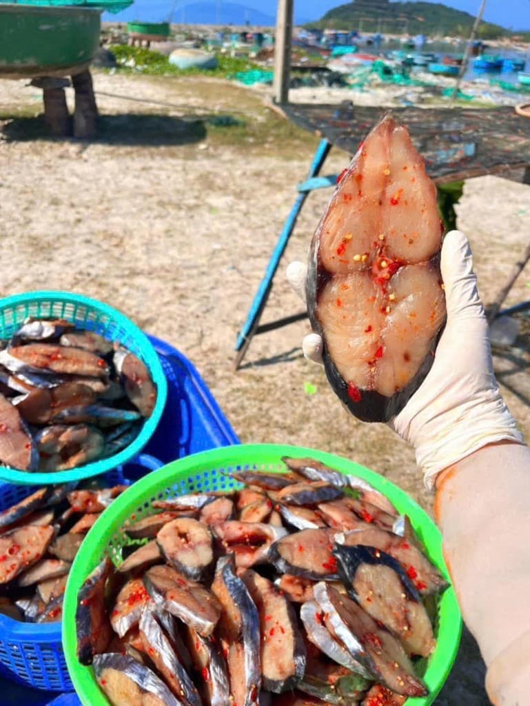 Cá thu một nắng Nha Trang - hải sản Nha Trang TaTa